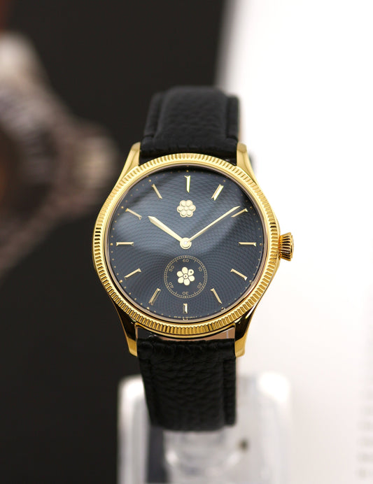 Season No. 1 39mm fluted bezel watch