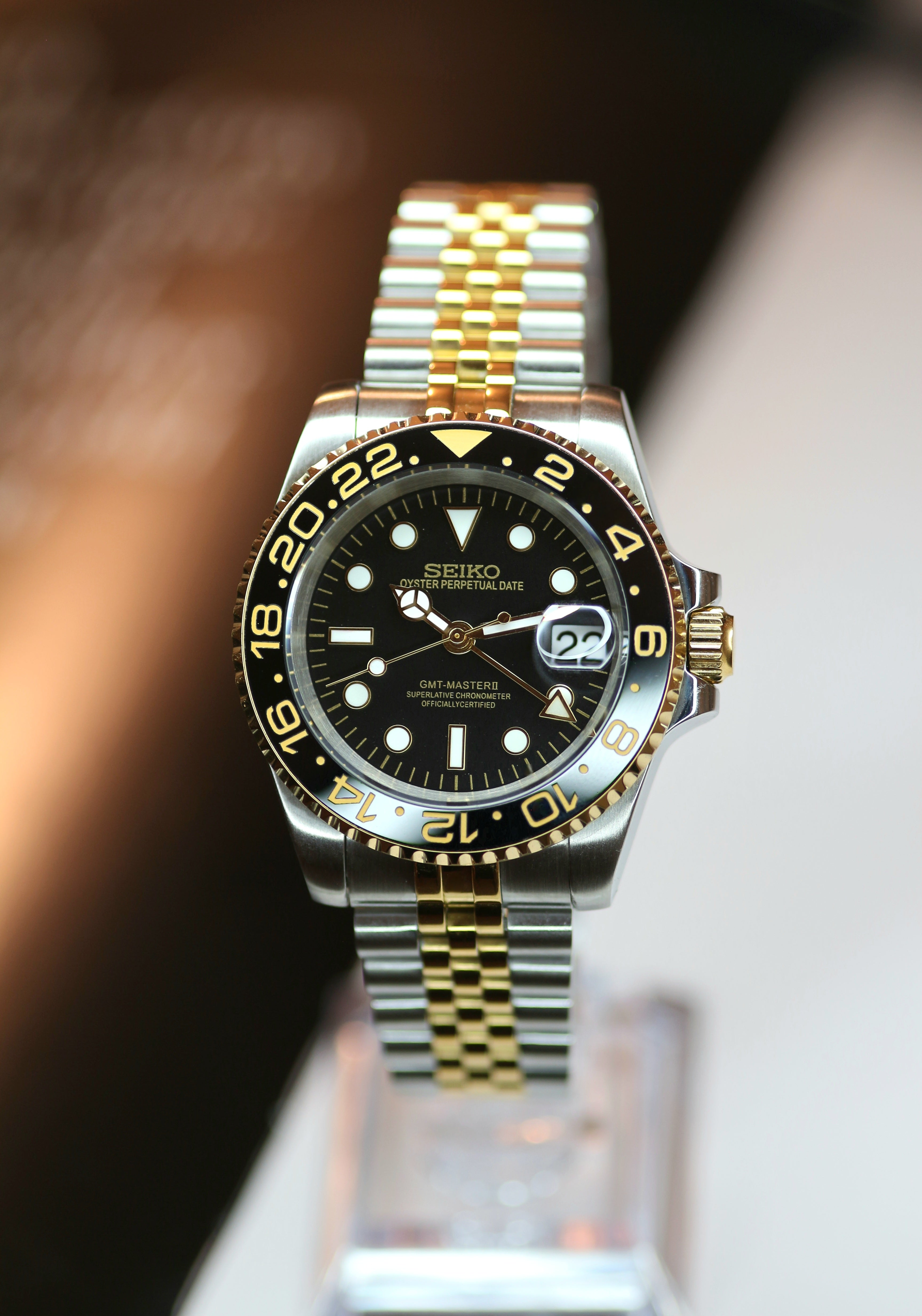 Invicta hotsell gmt master